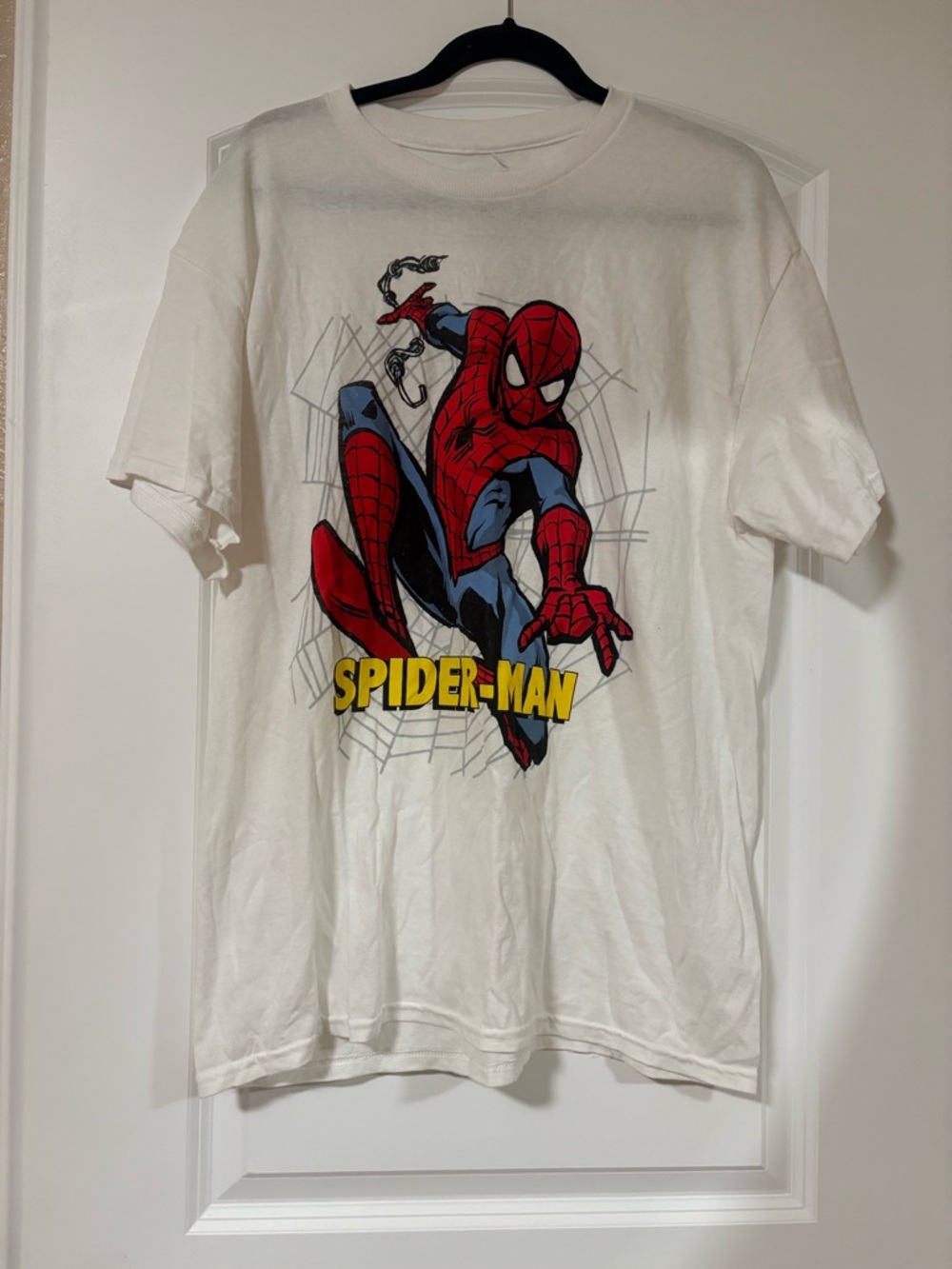 Spider-Man Graphic Women’s T- Shirt